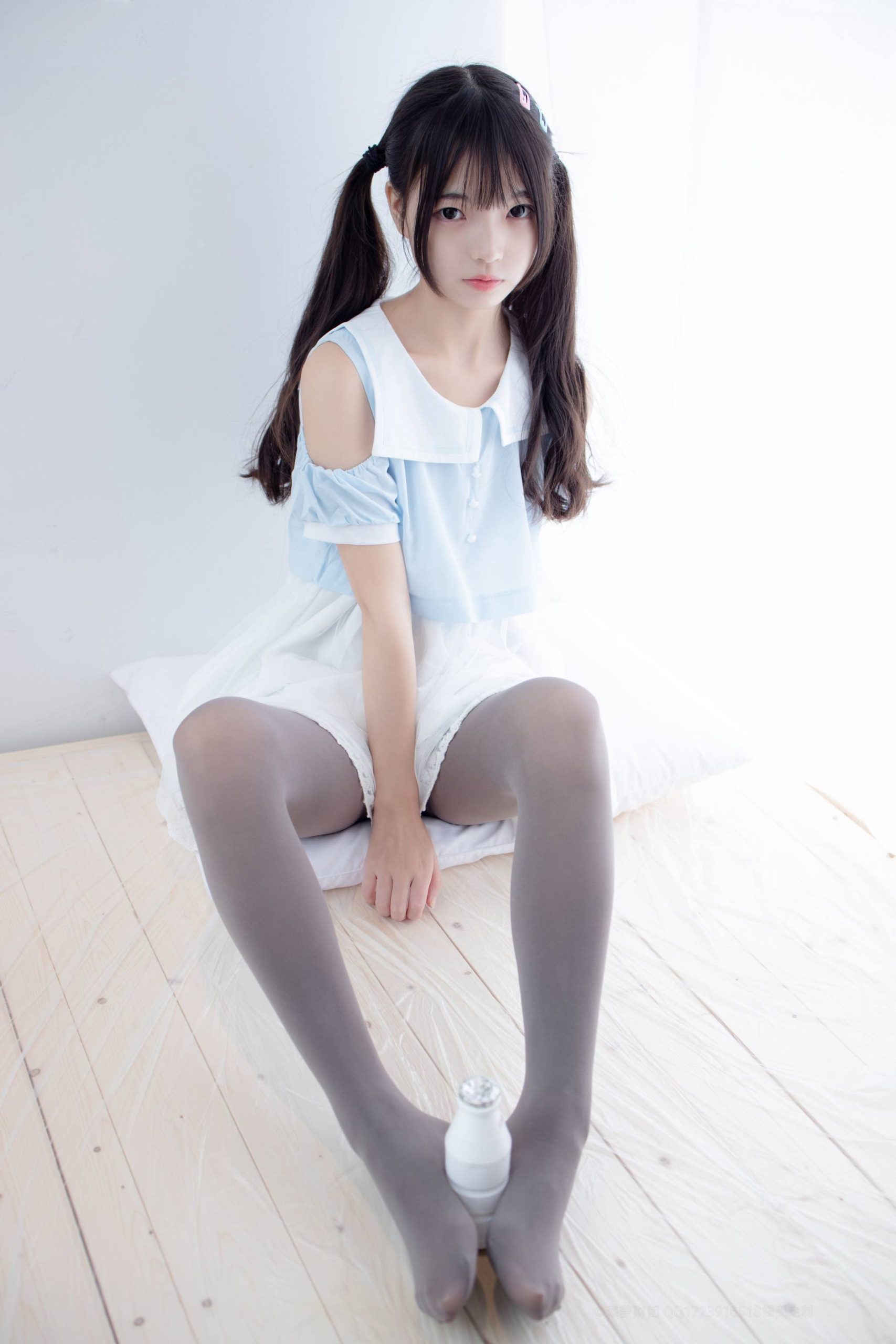 图片[1]-超级甜美的灰丝小姑娘【86P】20005-JK图库