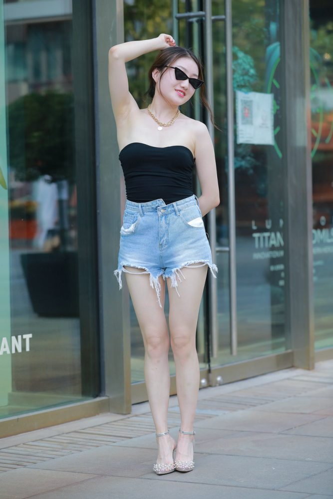 J1801 184P-1.95GB-JK图库