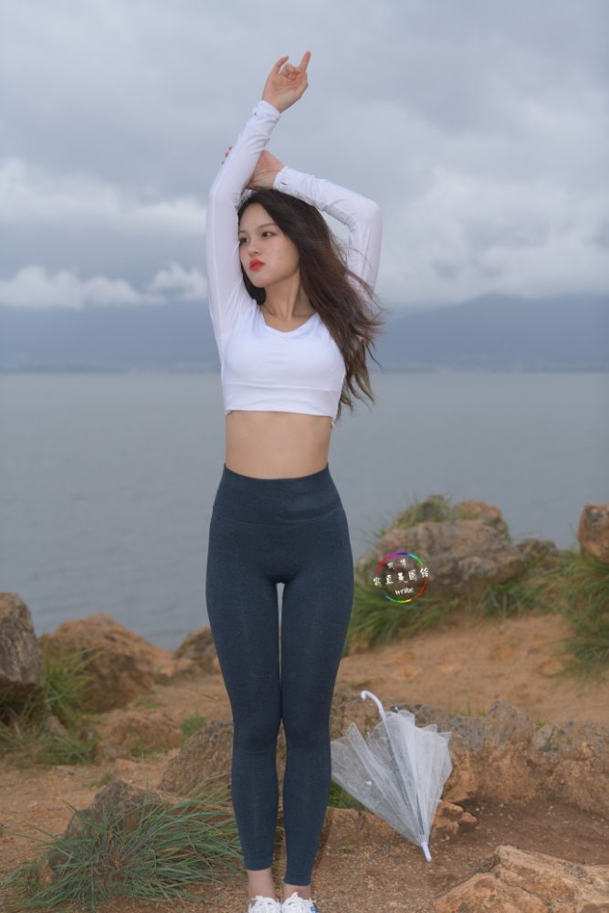 深蓝色瑜伽裤甜美女孩 J1320 514P2V-17.5GB-JK图库