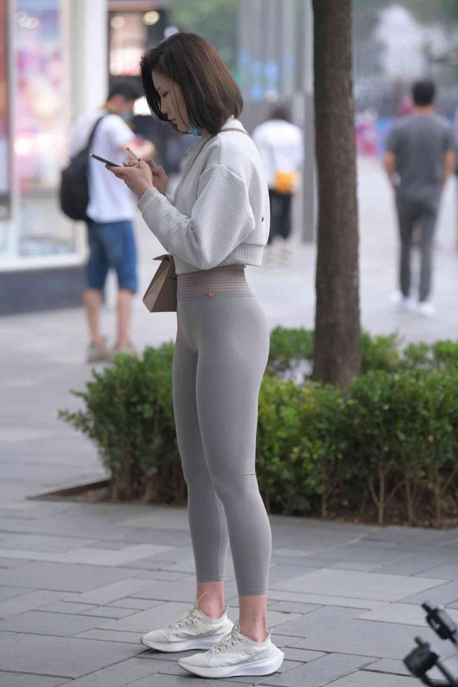 身材很好的短发瑜伽裤姑娘【157P】04015-JK图库