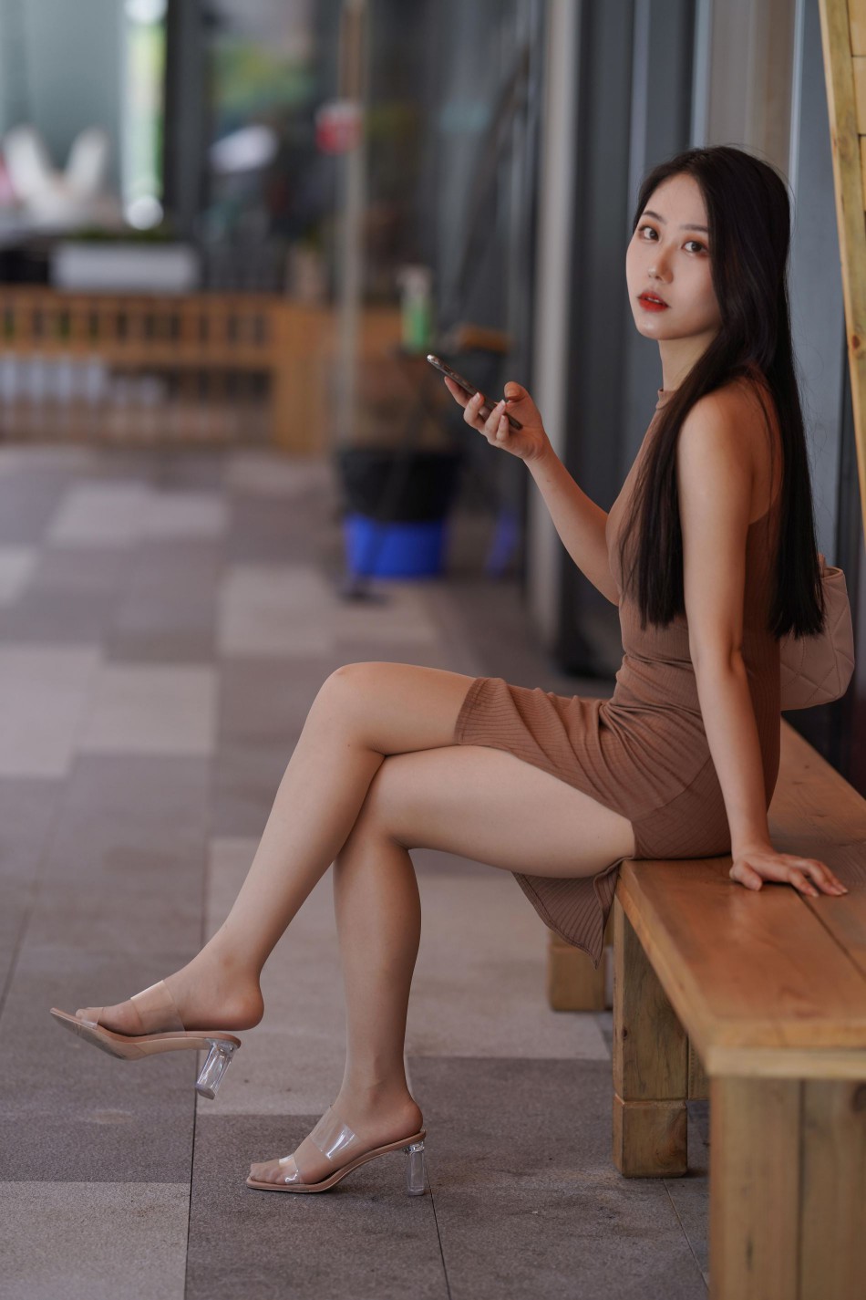 图片[5]-超有女人味的姑娘短裙逛街【400P】00049-JK图库