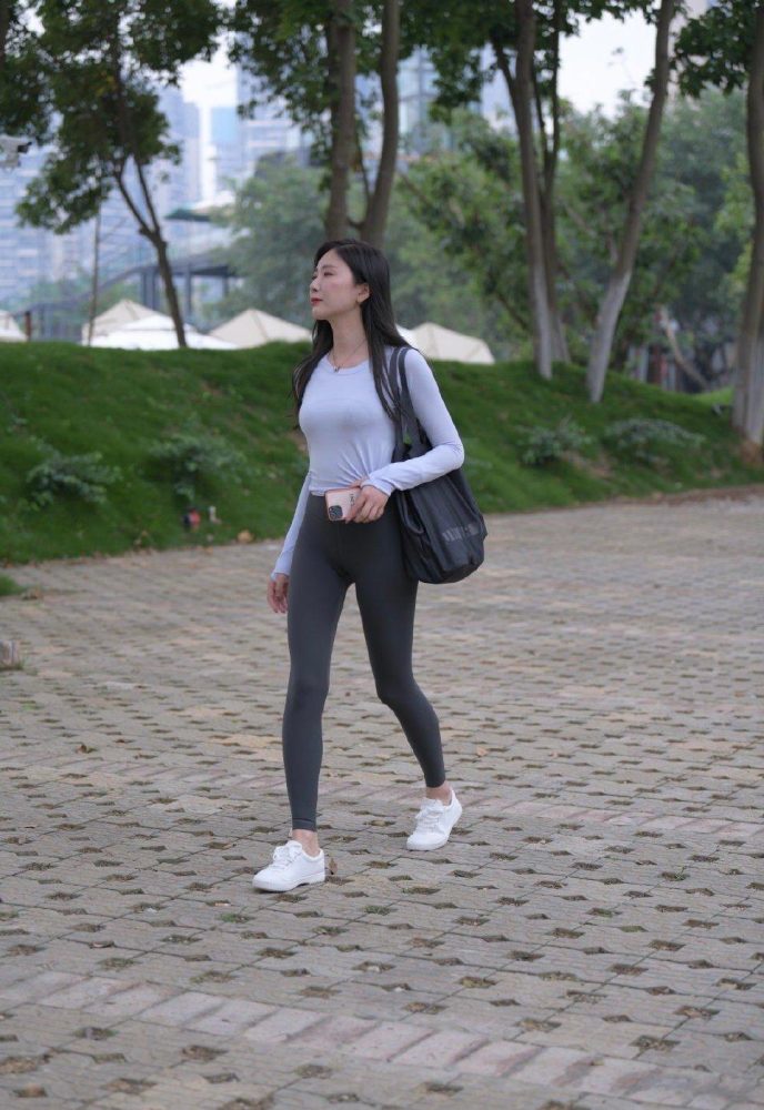 图片[2]-荡秋千的瑜伽裤女孩J2135 588P1V-20.8GB-JK图库