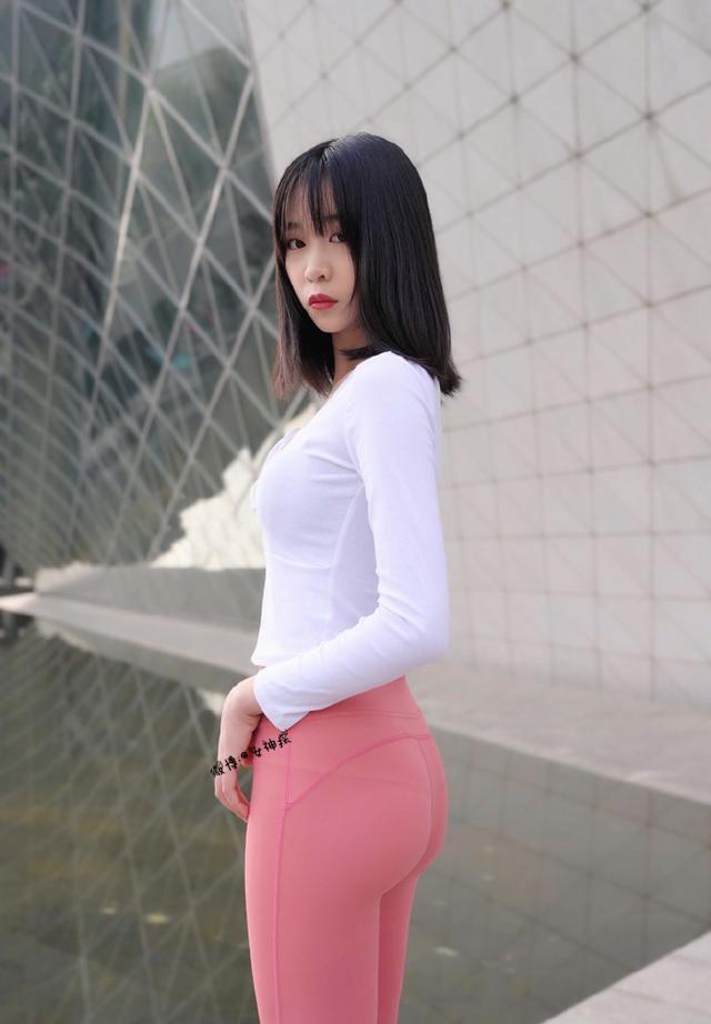 图片[4]-粉色瑜伽裤年轻女孩 J1311 417P17V-14.9GB-JK图库