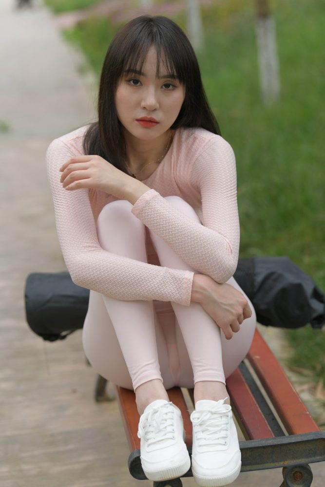 图片[1]-粉粉的瑜伽裤女孩太可爱了 J2090 854P1V-30.4GB-JK图库