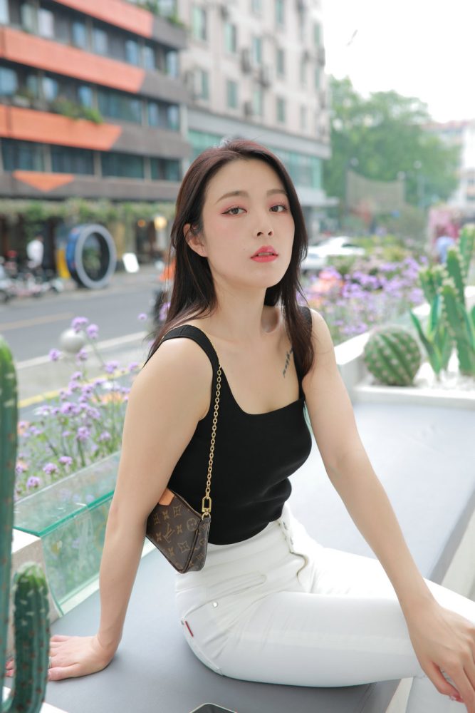 图片[1]-非常漂亮的白色紧身裤女孩J2055 895P2V-24.5GB-JK图库