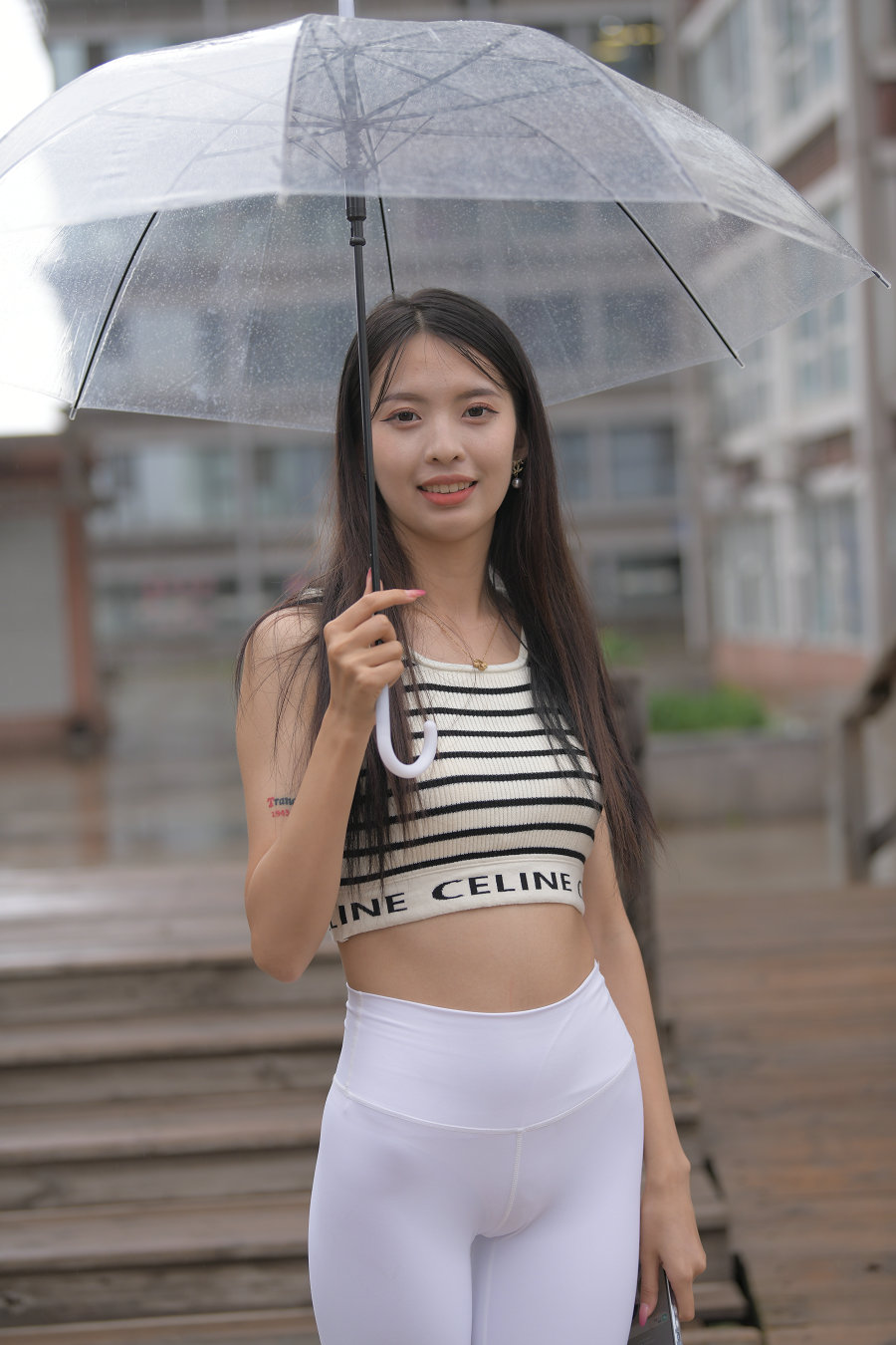 图片[1]-打伞的白色瑜伽裤女孩J2986 622P1V-22.06GB-JK图库