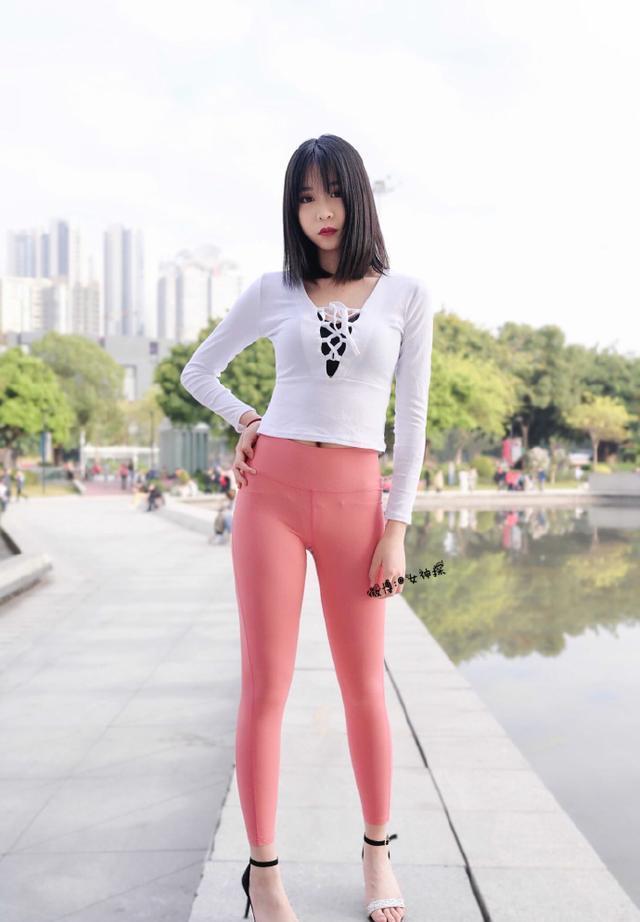 图片[2]-粉色瑜伽裤年轻女孩 J1311 417P17V-14.9GB-JK图库