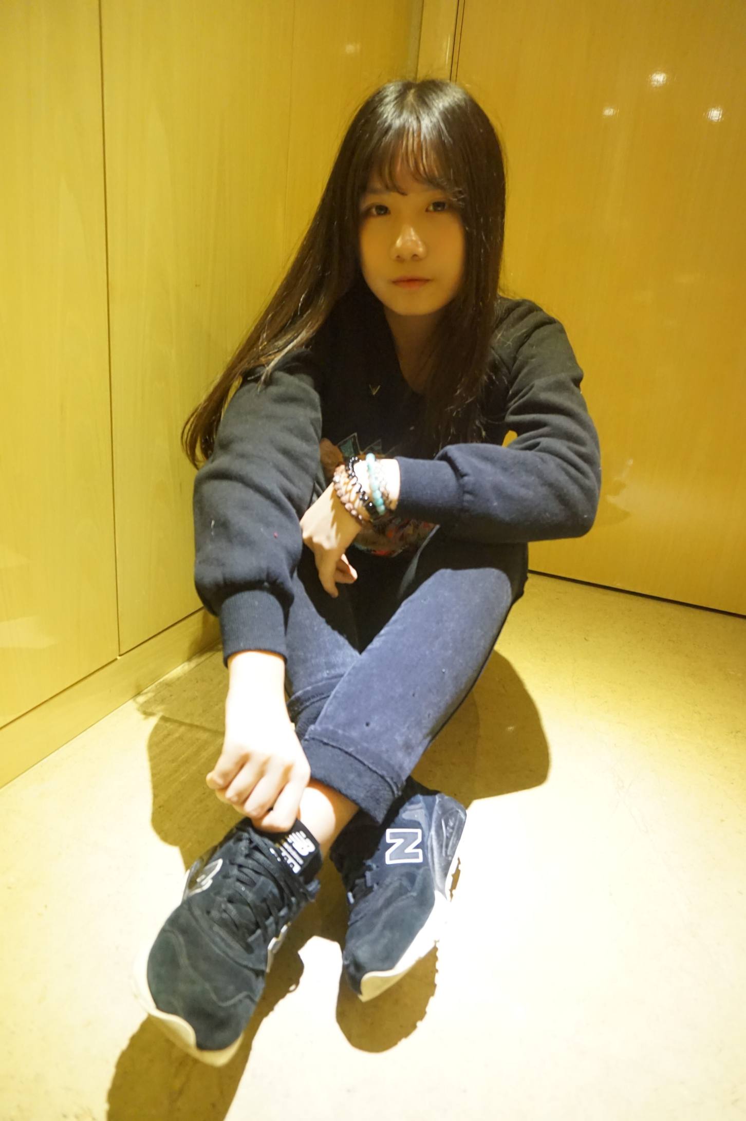 图片[2]-齐刘海的长发女孩【70P】20016-JK图库