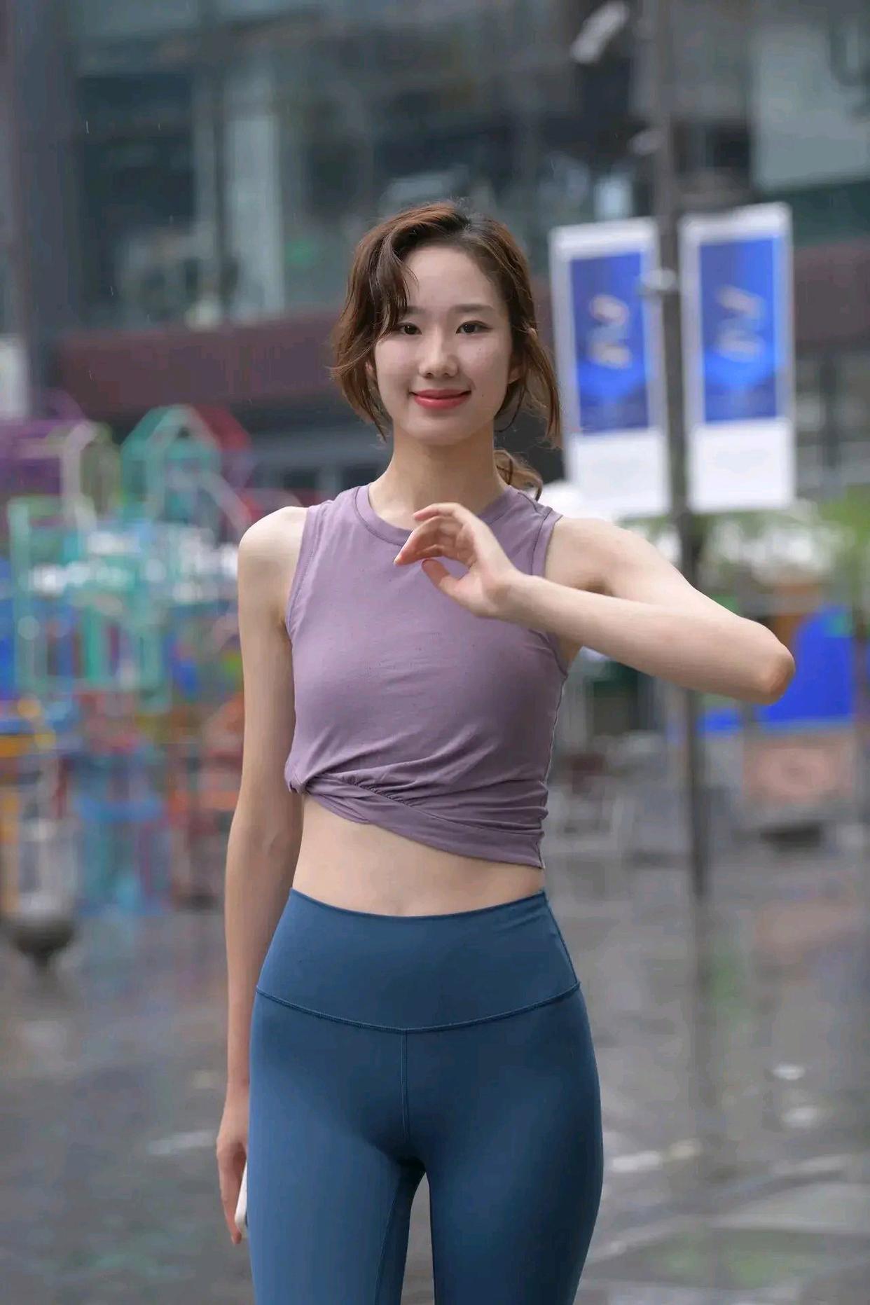 图片[2]-像刘亦菲的蓝色瑜伽裤姑娘J2234 552P1V-20.5GB-JK图库