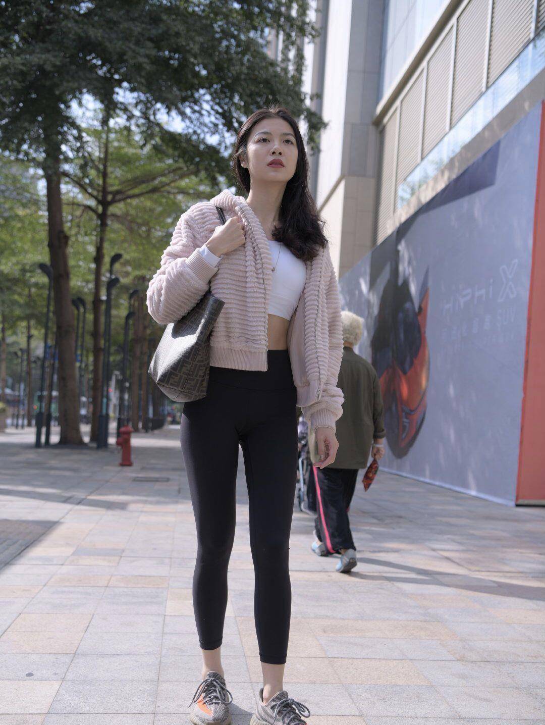 图片[2]-逛街的紧身瑜伽裤女孩 J1455 411P2V-26.6GB-JK图库