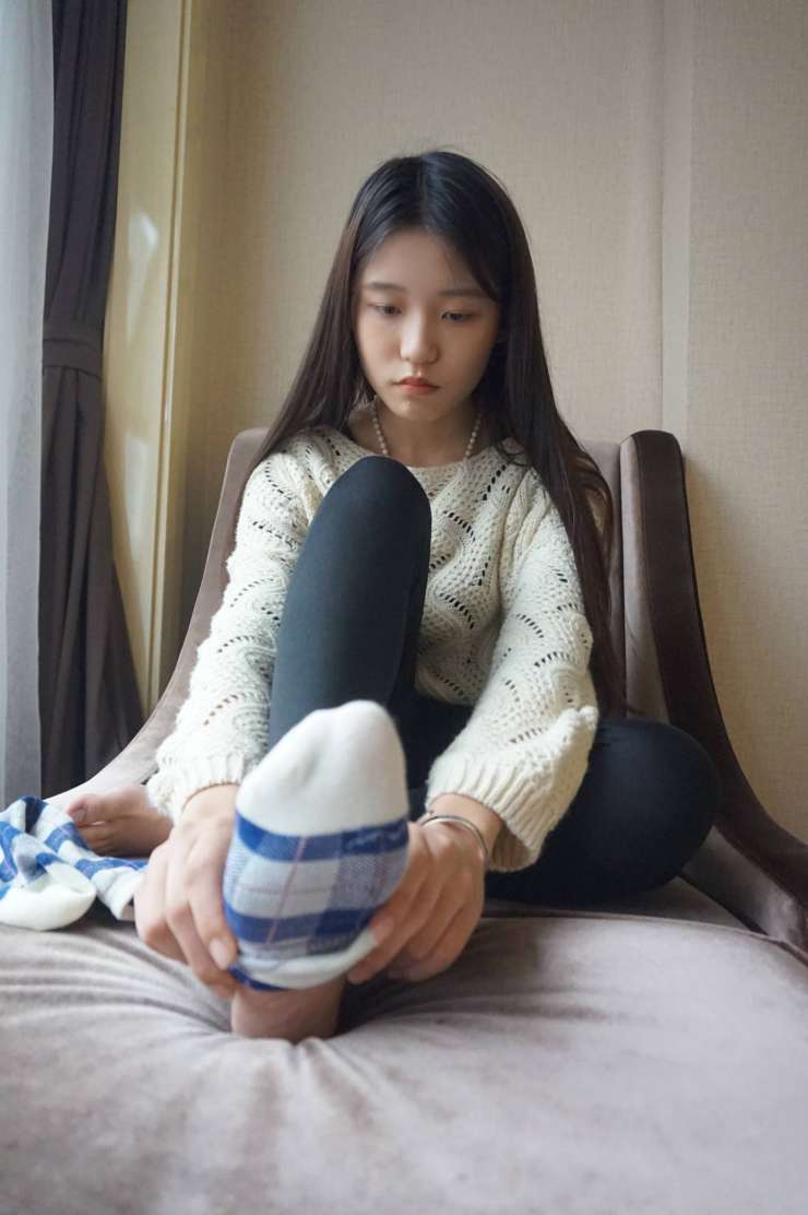 图片[5]-眼神很清澈的赤脚女孩【59P】20020-JK图库