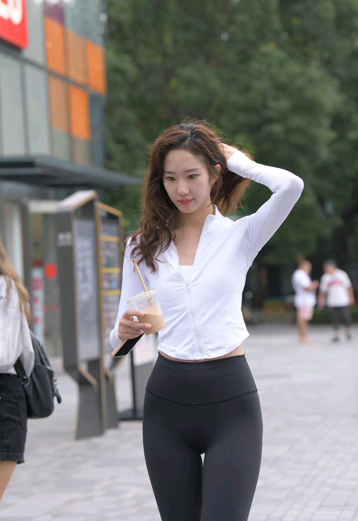 图片[5]-像刘亦菲的黑色瑜伽裤女孩J2237 340P1V-14.8GB-JK图库