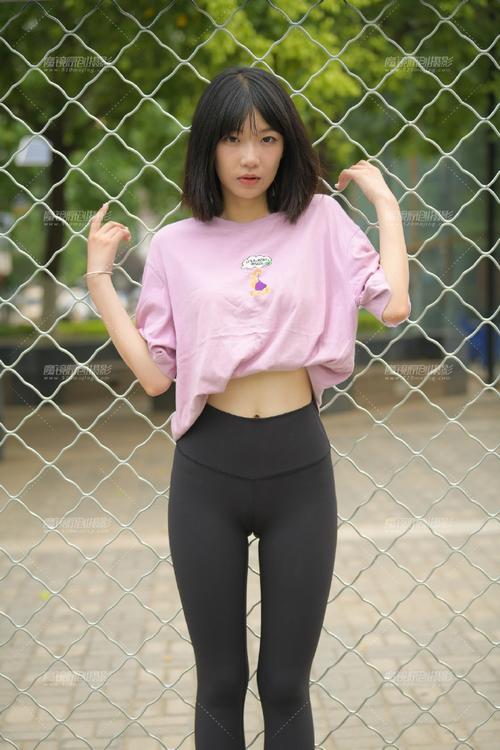 图片[5]-穿瑜伽裤打篮球的大三女孩J2198 463P1V-18.6GB-JK图库