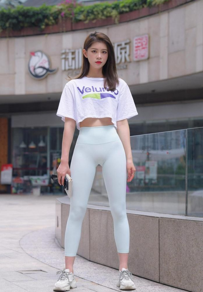 图片[1]-这个瑜伽裤女孩真的很漂亮 J1960 815P1V-28.9GB-JK图库
