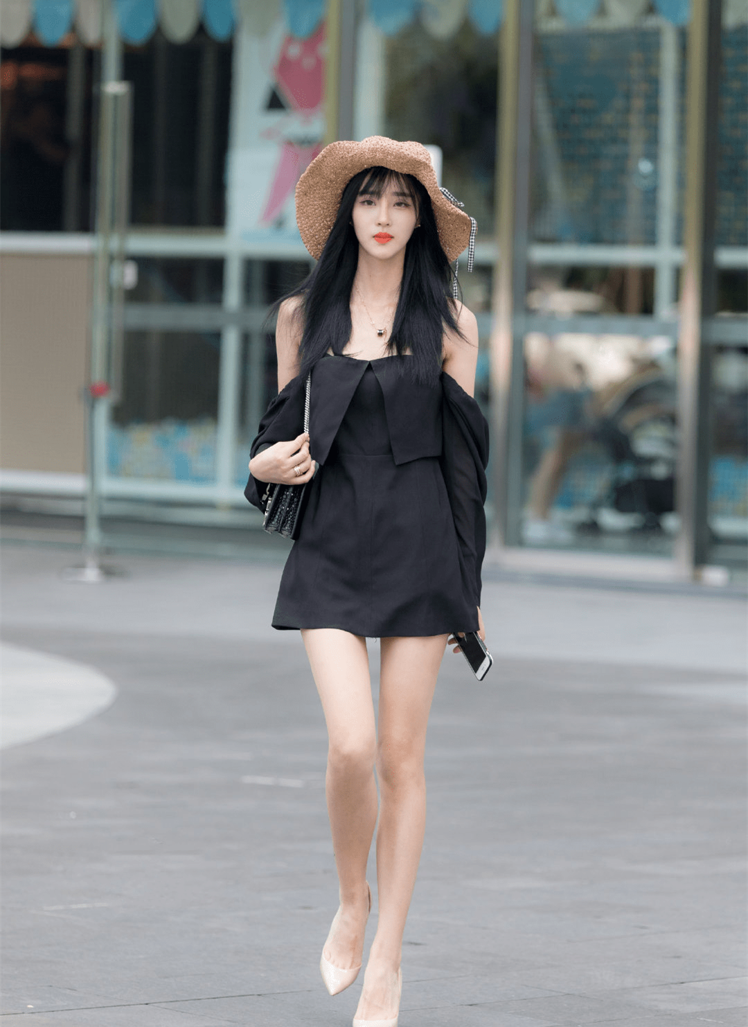 图片[3]-美女壁纸丨街拍美女，白皙美腿一览无余！-JK图库