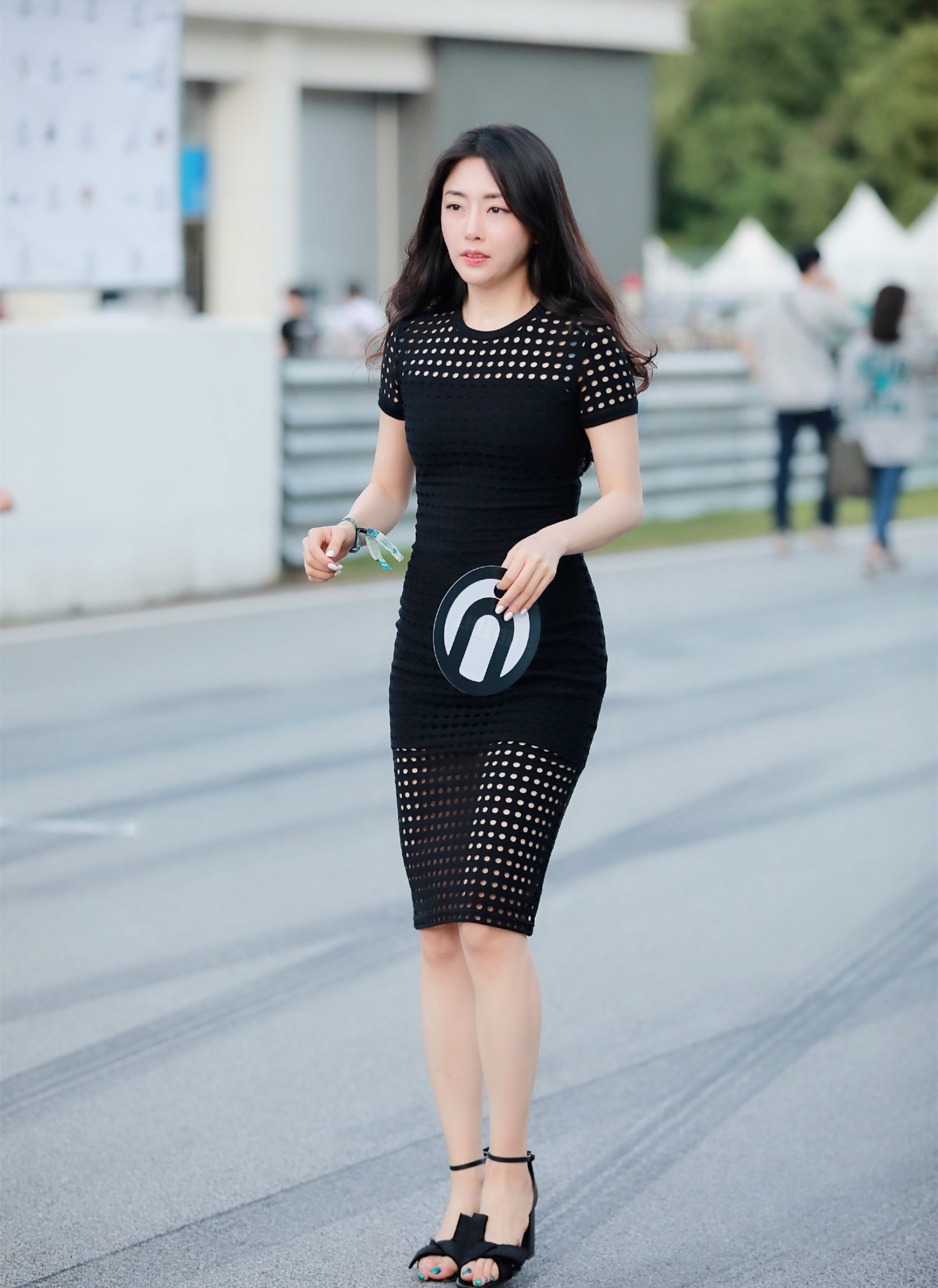 图片[4]-美女壁纸丨街拍美女，白皙美腿一览无余！-JK图库